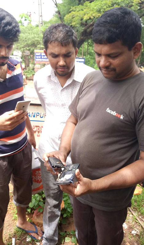 ಉಡುಪಿ : ಪ್ಯಾಂಟ್ ಕಿಸೆಯಲ್ಲಿದ್ದ ಮೊಬೈಲ್‌ನಲ್ಲಿ ಬೆಂಕಿ!